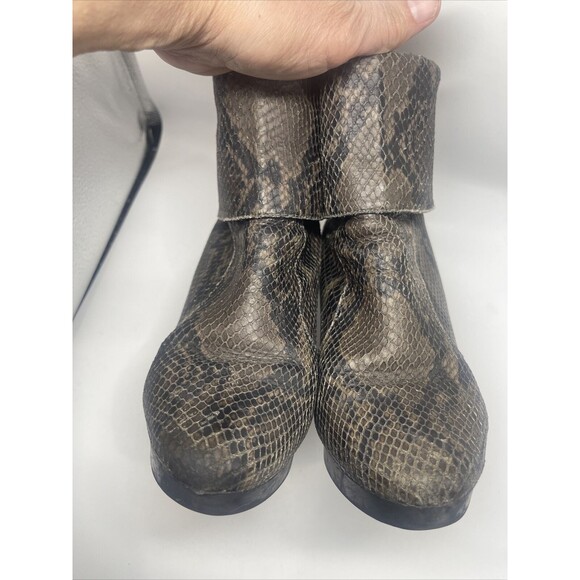 Jimmy Choo Snakeskin Foldover Wedge Booties Sz 37 1/2 - Picture 5 of 12